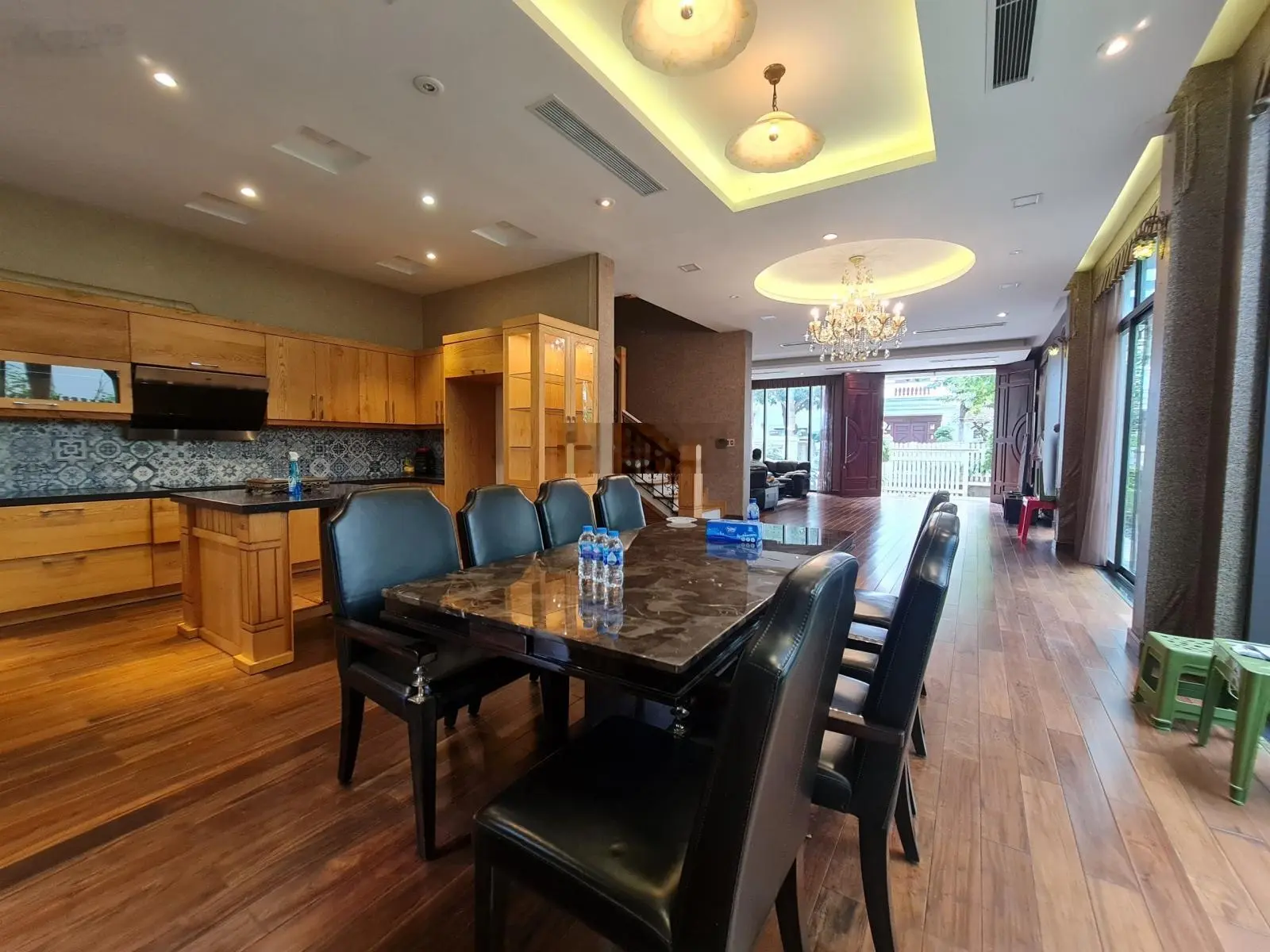 Bán liền kề La Casta KĐT Văn Phú, 73m2x4T, 5m MT, trục chính kinh doanh, mới ở luôn, nhỉnh 18 tỷ