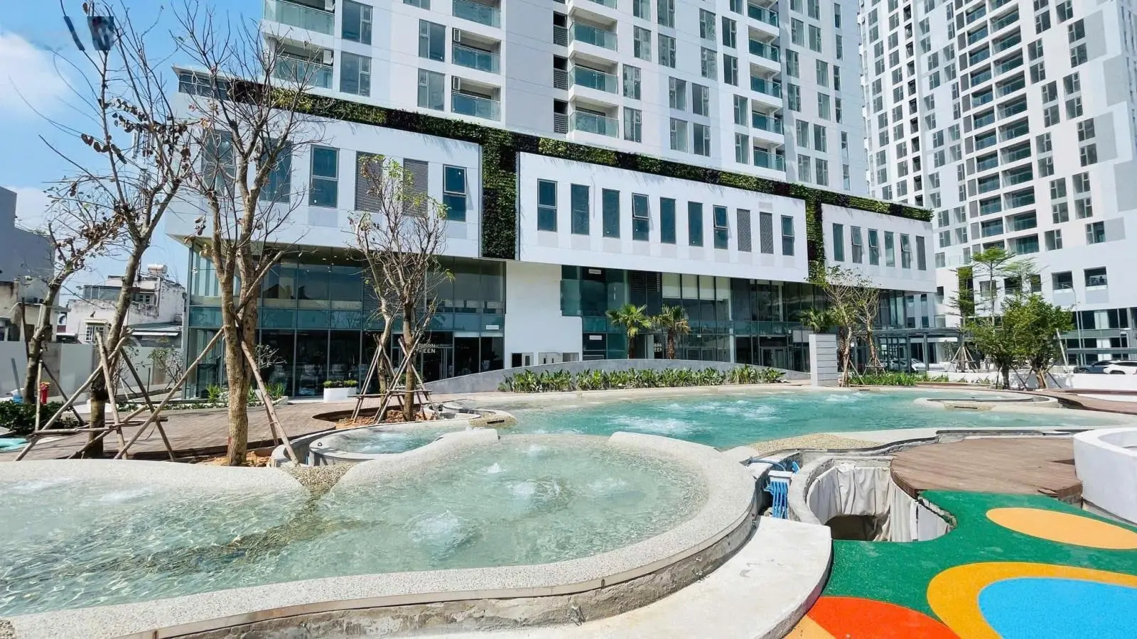 SOS. Căn ECO 2PN 66m2 giá 3tỷ9 full nội thất. Tốt nhất Urban Green T10. Inbox em Đại ngay