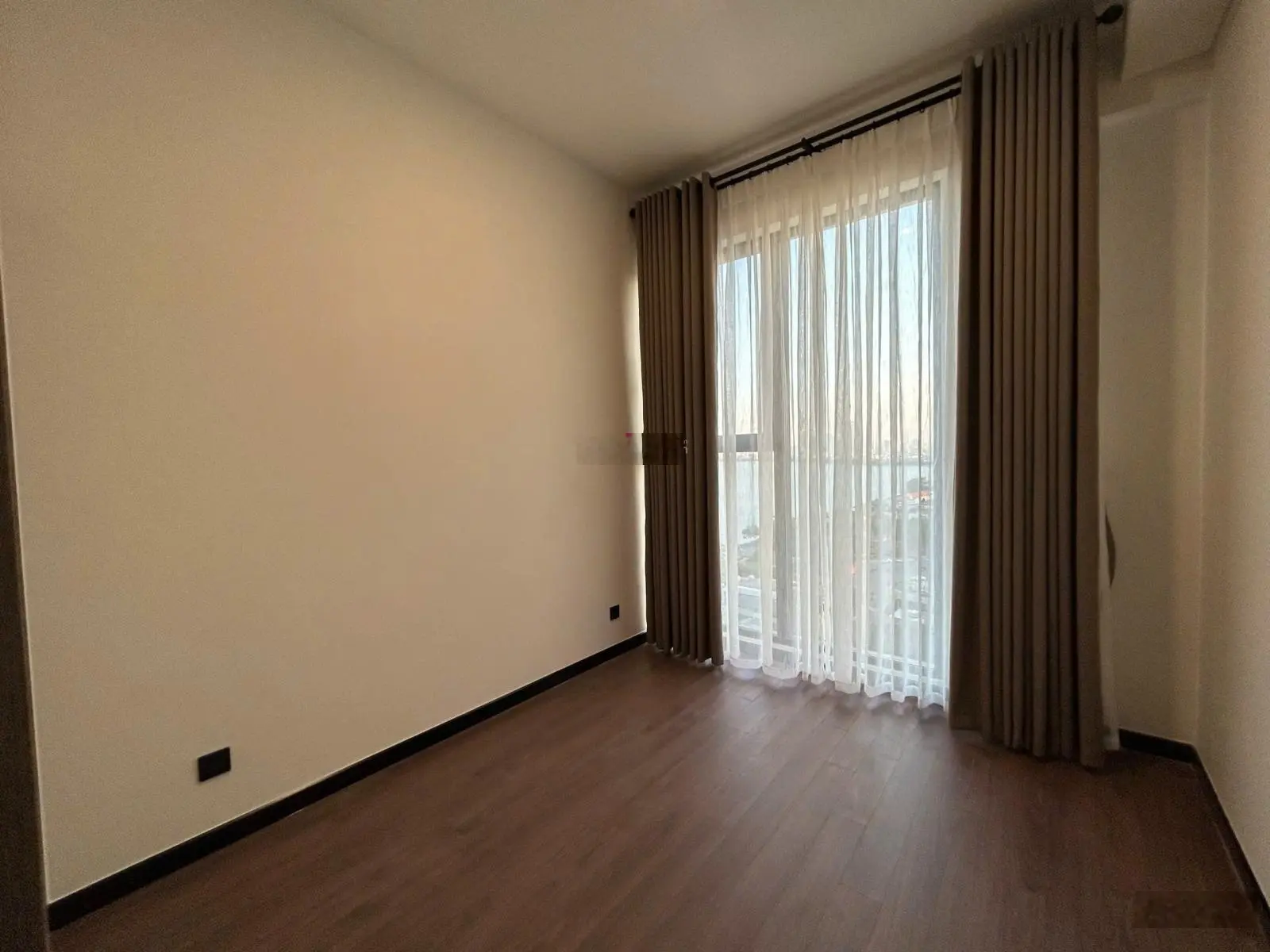 Bán căn hộ 2 PN Chung Cư Heritage Westlake, 677 Lạc Long Quân, Tây Hồ, Hà Nội LH 0973 013 ***