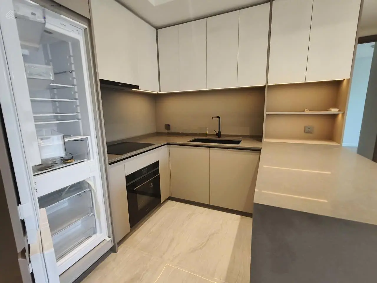 Bán căn 2PN Opera Metropole 70m2 giá chỉ 16.1 tỷ bao gồm thuế phí, view sông, cầu Ba Son, tầng cao