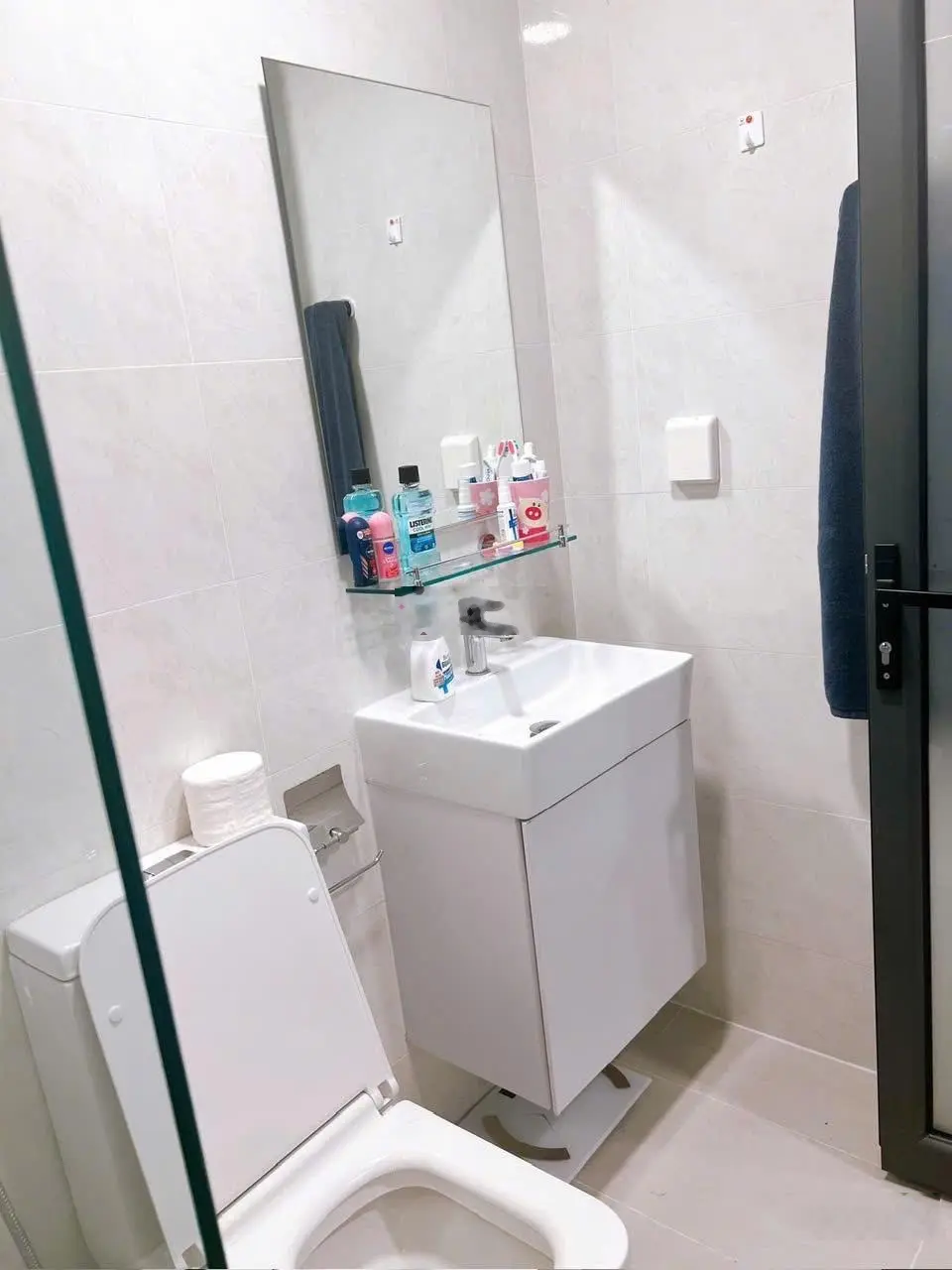 Bán gấp căn hộ 30m2 dự án Soho Residence, Phường Cô Giang, Quận 1. LH 0909 239 ***