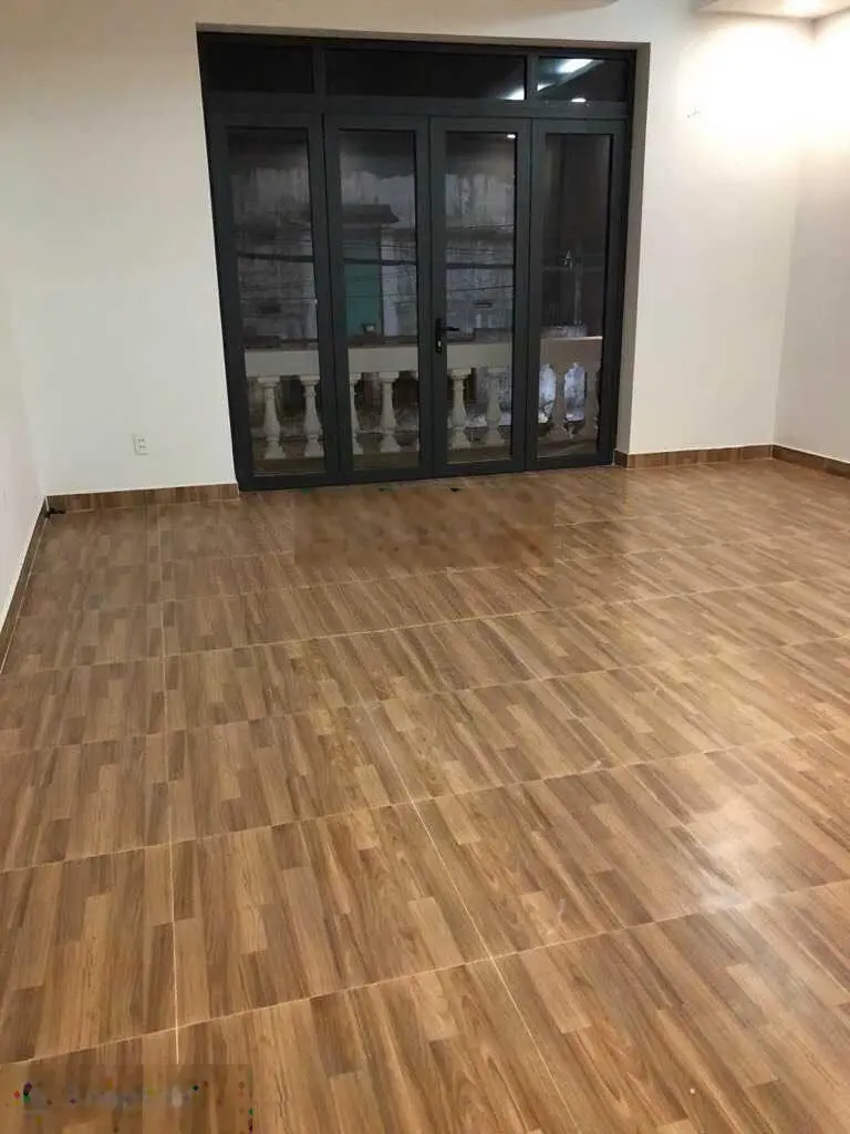 Nhà 2 tầng, ngay sát ngã tư Tô Ngọc Vân, Phạm Văn Đồng, Chợ Thủ Đức, DT 98m2 giá chỉ 4.1 tỷ.
