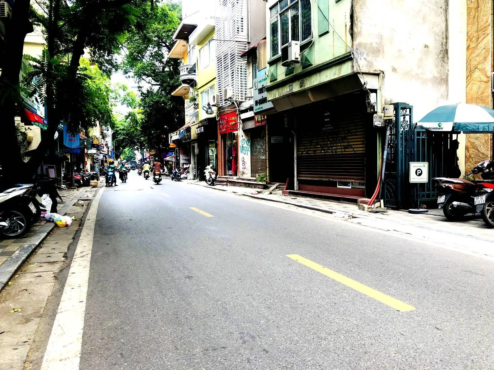 Bán nhà Mặt Phố Vũ Miện nhà mới KD dòng tiền Diện tích 40m2, 5 tầng, MT 3,6m, giá 24,3 tỷ