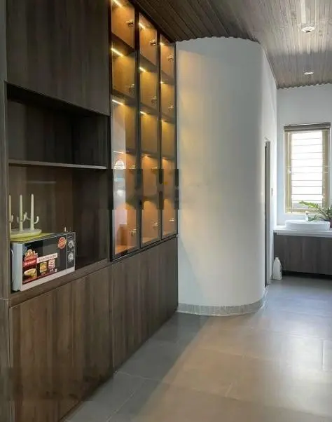 Cần bán gấp nhà Võ Văn Tần , p5, quận 3. Dt 44,8m2. Giá 3tỷ 250