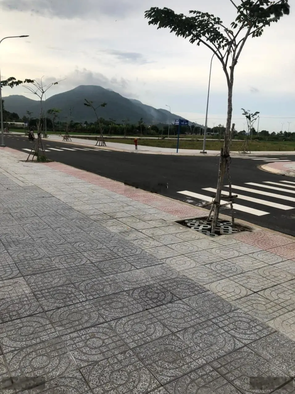 Xã Hoà Long DT 126m2 full thổ giá 2,3 tỷ ạ LH: 0907 042 ***