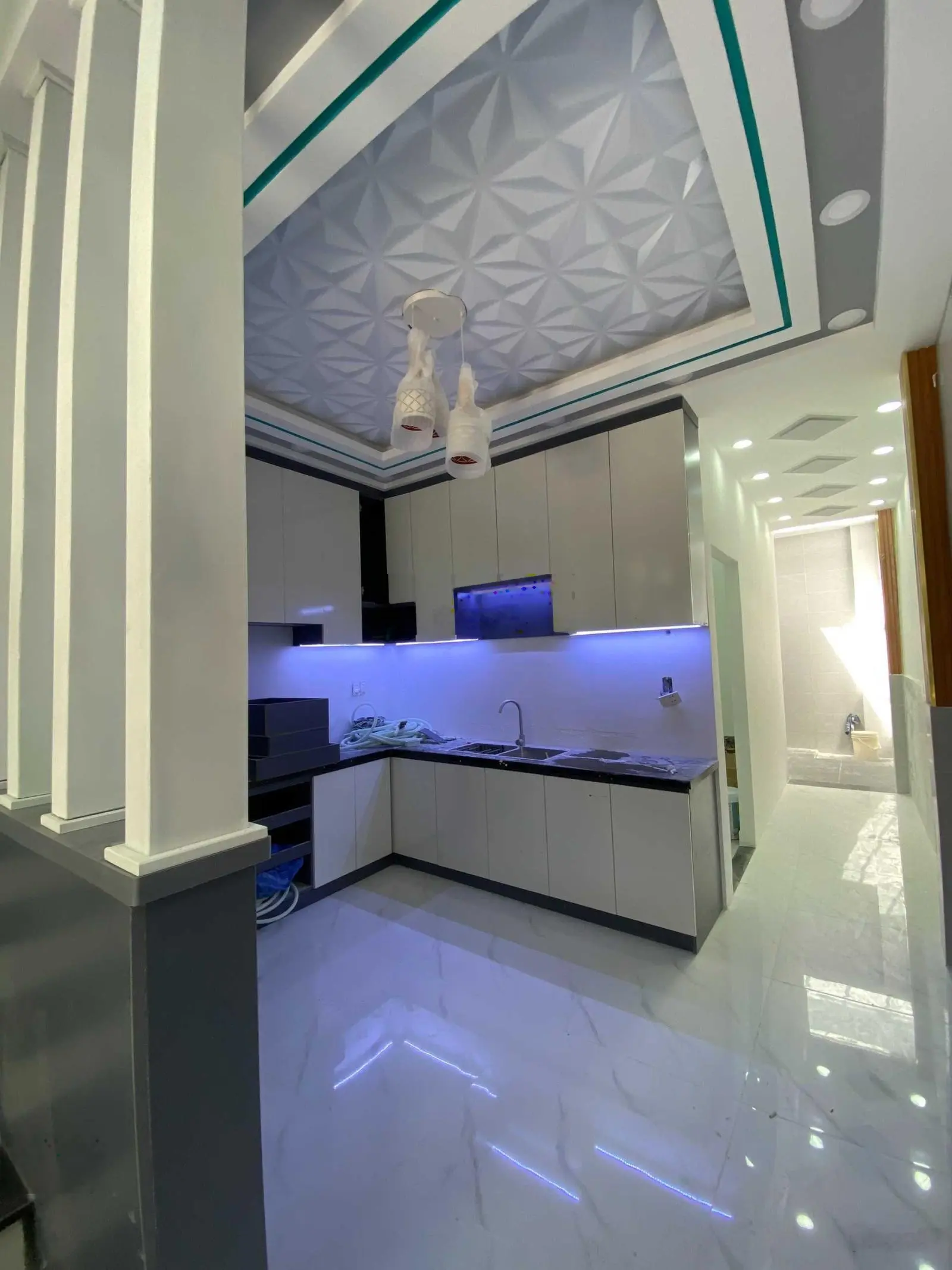 Bán nhà 2 tầng 4x16m sổ riêng gần Uỷ ban Xuân thới Đông