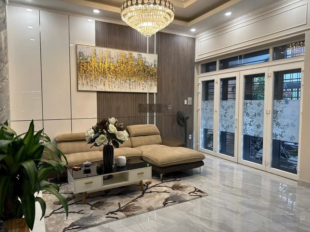 Bán nhà hẻm 10M đường Cao Thắng Quận 10. DT: 9x16m, CN 144m2 nhà trệt 2 lầu ST giá 25 tỷ TL