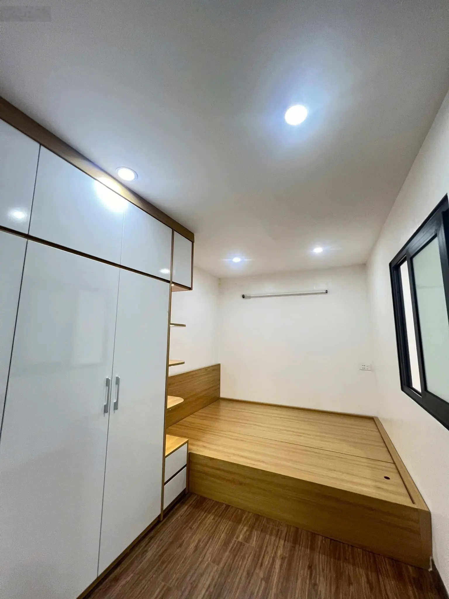 Hiếm hot bán nhà trung tâm Đống Đa 38m2 - tặng full nội thất - giá quá ngon chỉ 4,95 tỷ