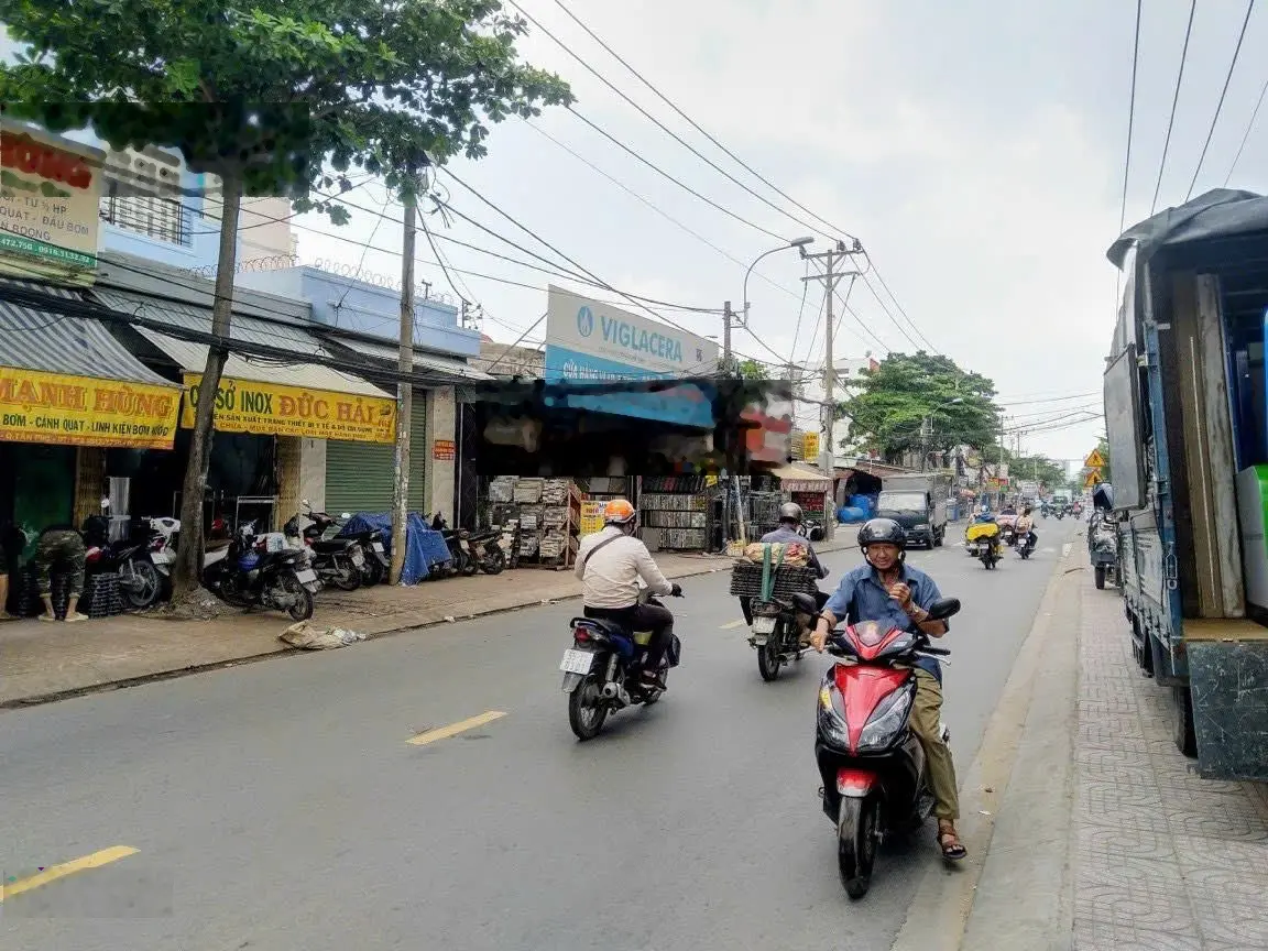 Bán nhà MT kinh doanh đường Bình Long DT: 4m x48m tổng 188m2 gần ngã tư TKTQ Aeon Mall