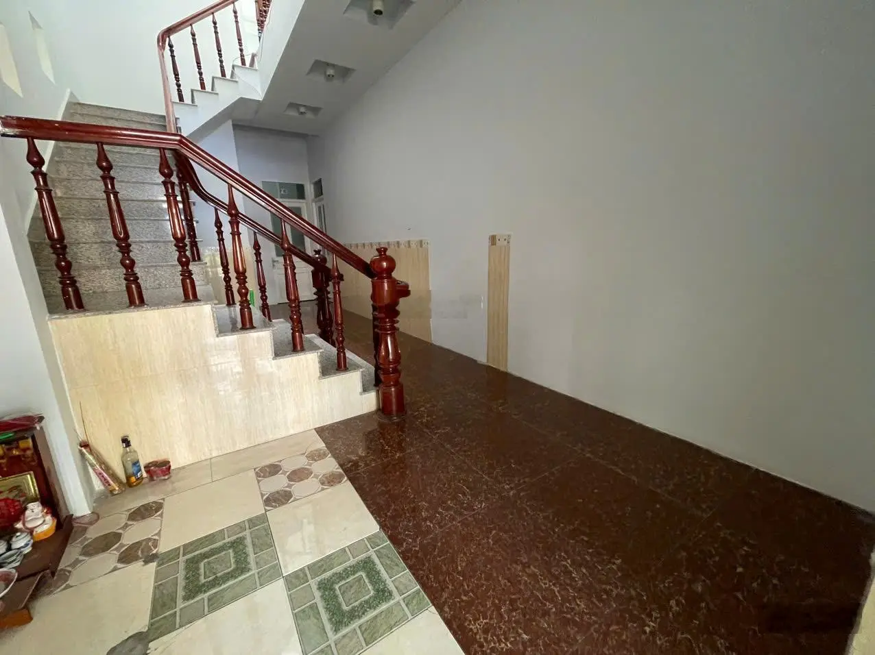 Nhà mặt tiền Tân Trào Vĩnh Nguyên cách biển 500m, dt 151m2, giá 8 tỷ 300