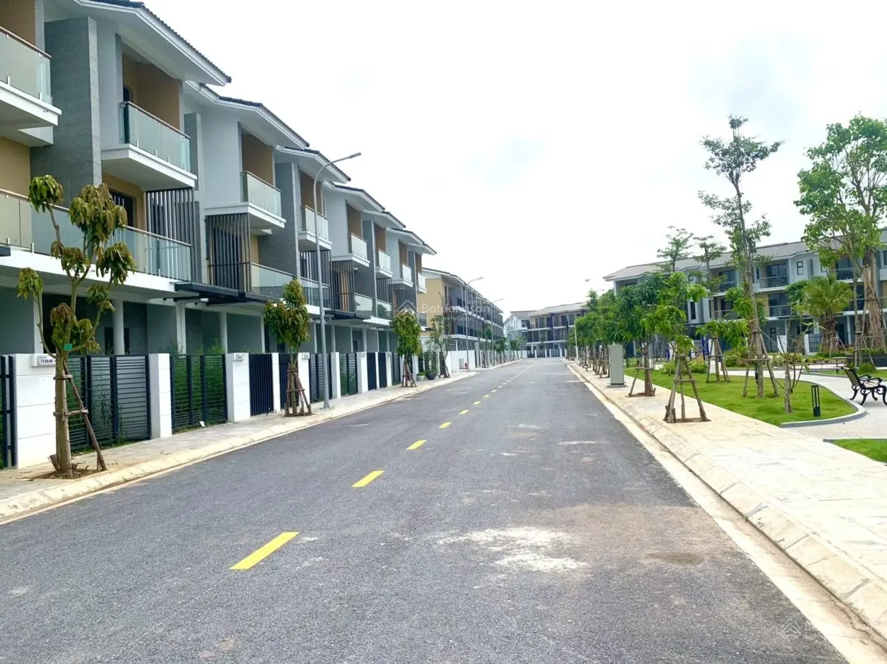 Chị gái xinh đẹp đi nước ngoài bán biệt thự liền kề giá 4,4 tỷ VND tại dự án Belhomes Hải Phòng