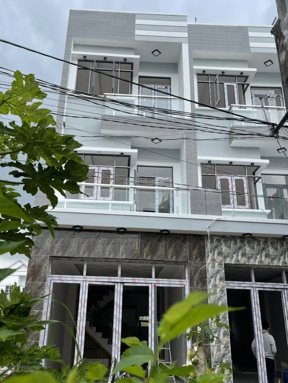 Nhà phố mới xây dtsd 150m2 chỉ 2t580-lê văn lương nối dài long hậu