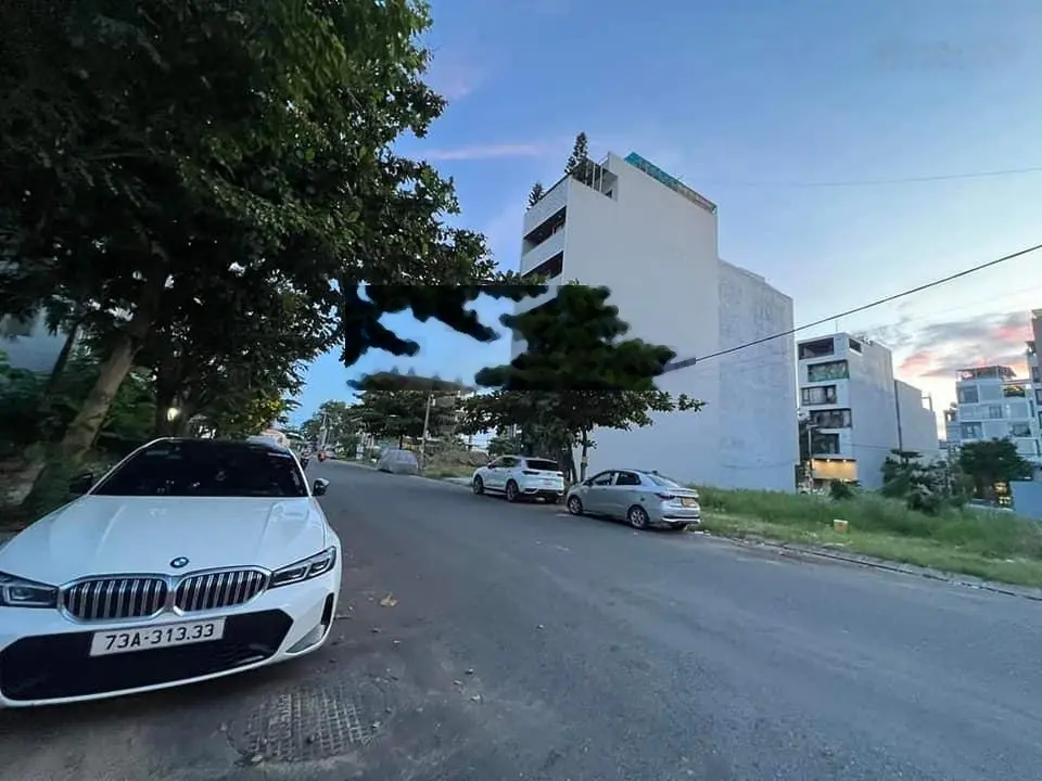 bán lô mặt tiền đường 11,5m Phạm Kiệt gần Hồ Xuân Hương, ngang 6m view biển đẹp