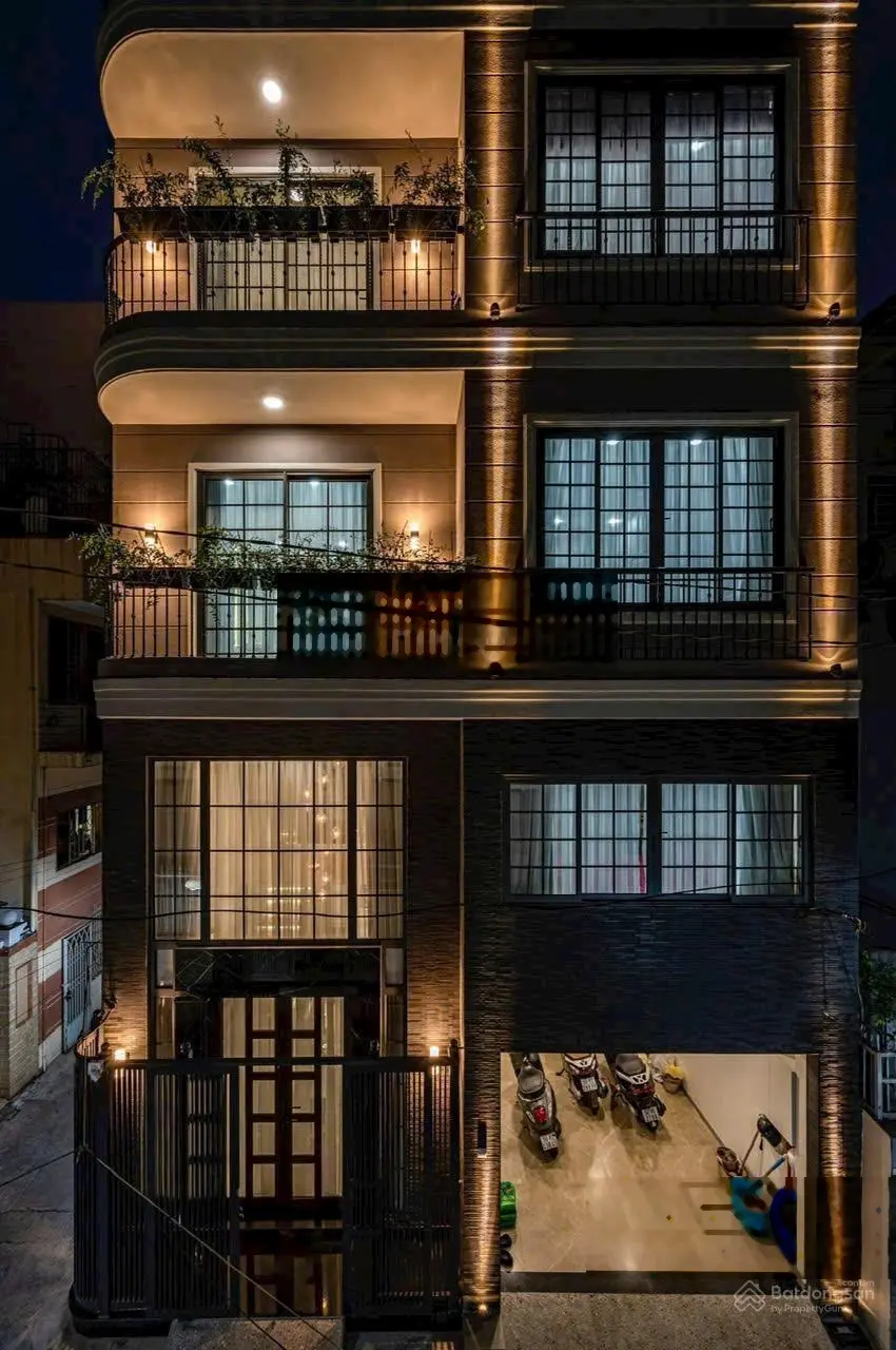 Tuyệt phẩm Villa HXH Trần Bình Trọng QUẬN 5 ( 5 lầu, 66m2. 7.8x12m) GIÁ 19.5 TỶ TL