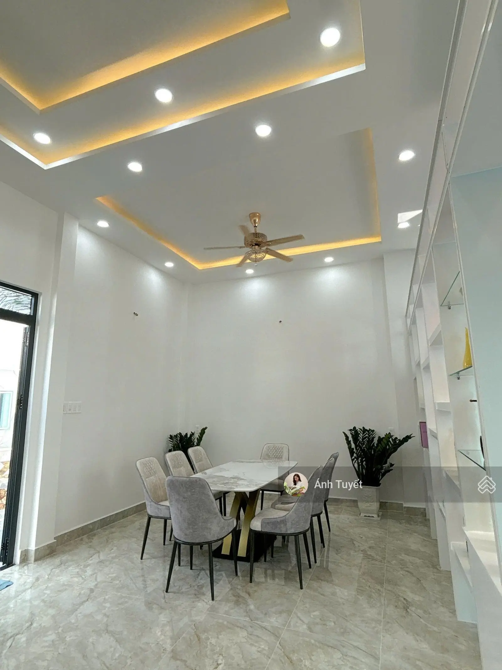 Giảm giá 600 triệu từ 1.4 tỉ xuống còn 800 triệu nhà Góc 2MT Đinh Đức Thiện 12x25m 1 lầu, SHR