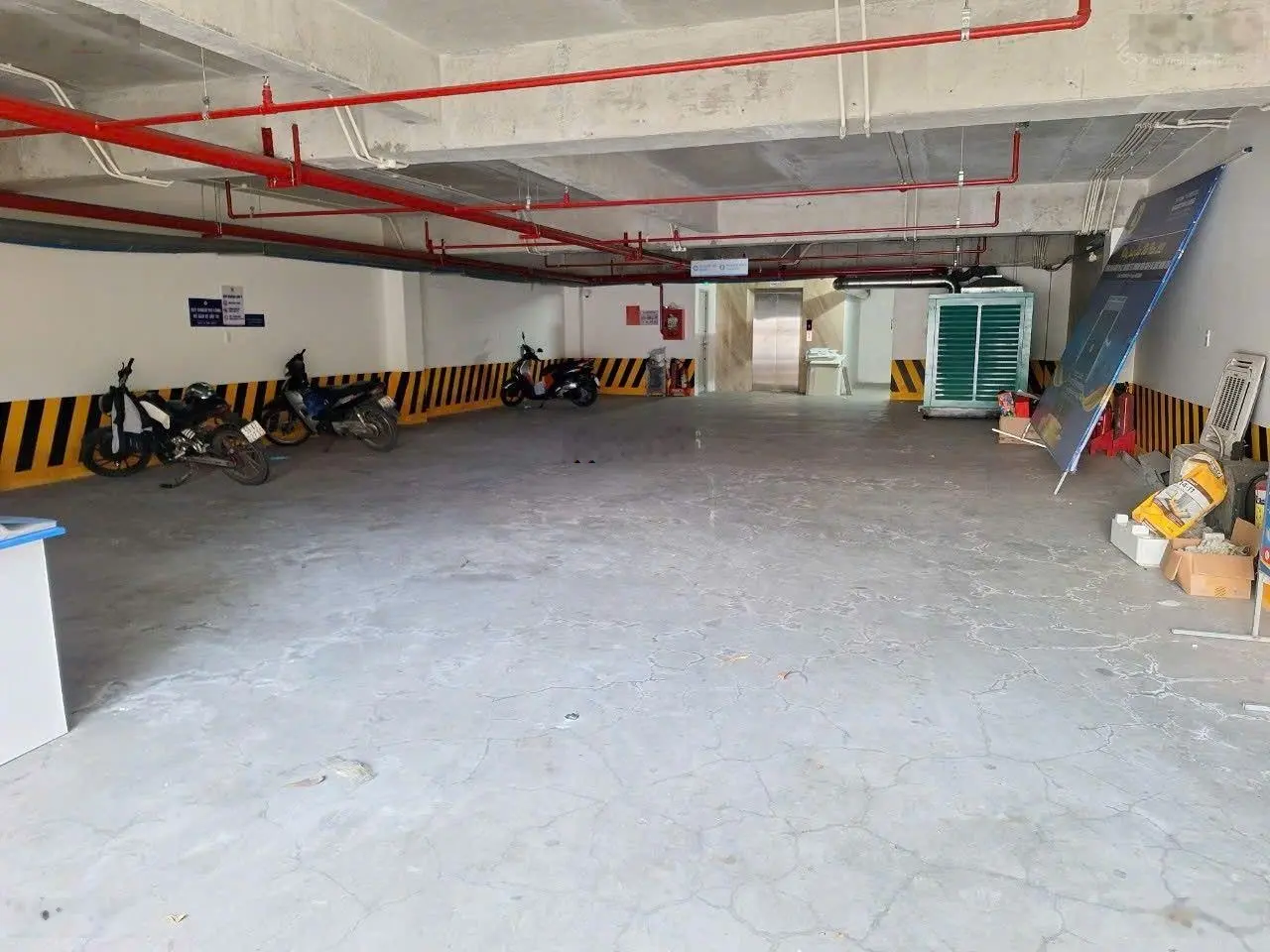 Tòa nhà văn phòng trụ sở công ty mặt tiền kinh doanh KDC Việt Sing, P. Thuận Giao, TP. Thuận An