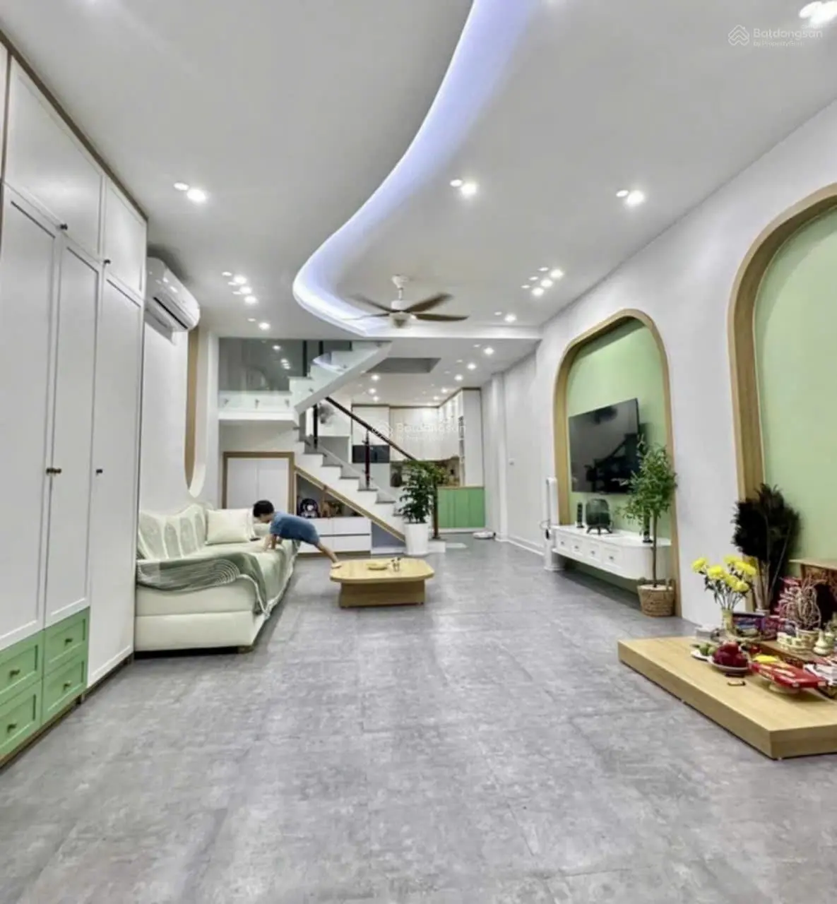 Hiếm, cả TT Thanh Trì còn 1 căn duy nhất sát TĐC Tứ Hiệp, 1 nhà ra ôtô, 6 tầng đẹp, giá có 4,5ty