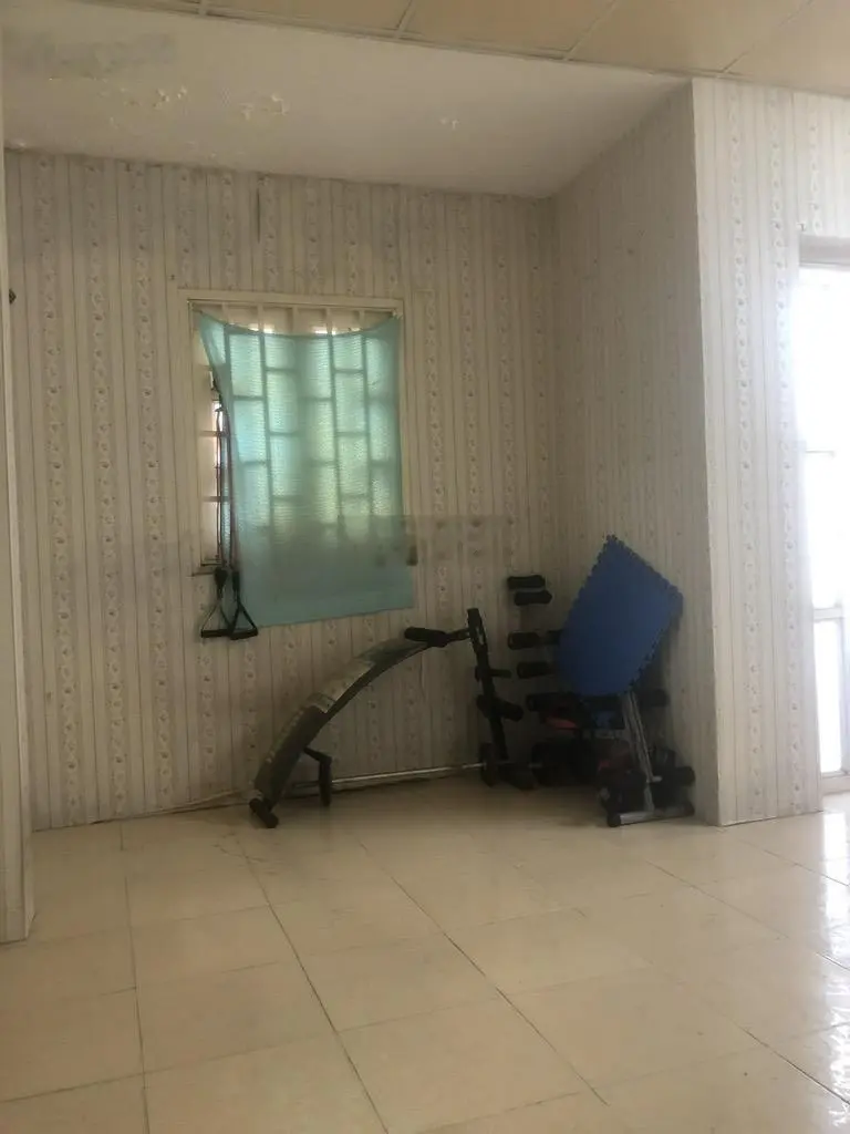 Bán nhà giá rẻ Quận 6- 3 tầng- 3 pngủ- ngang 4,6m- hẻm 242 Bà Hom xe hơi thông tứ phía-giá 4,65 tỷ