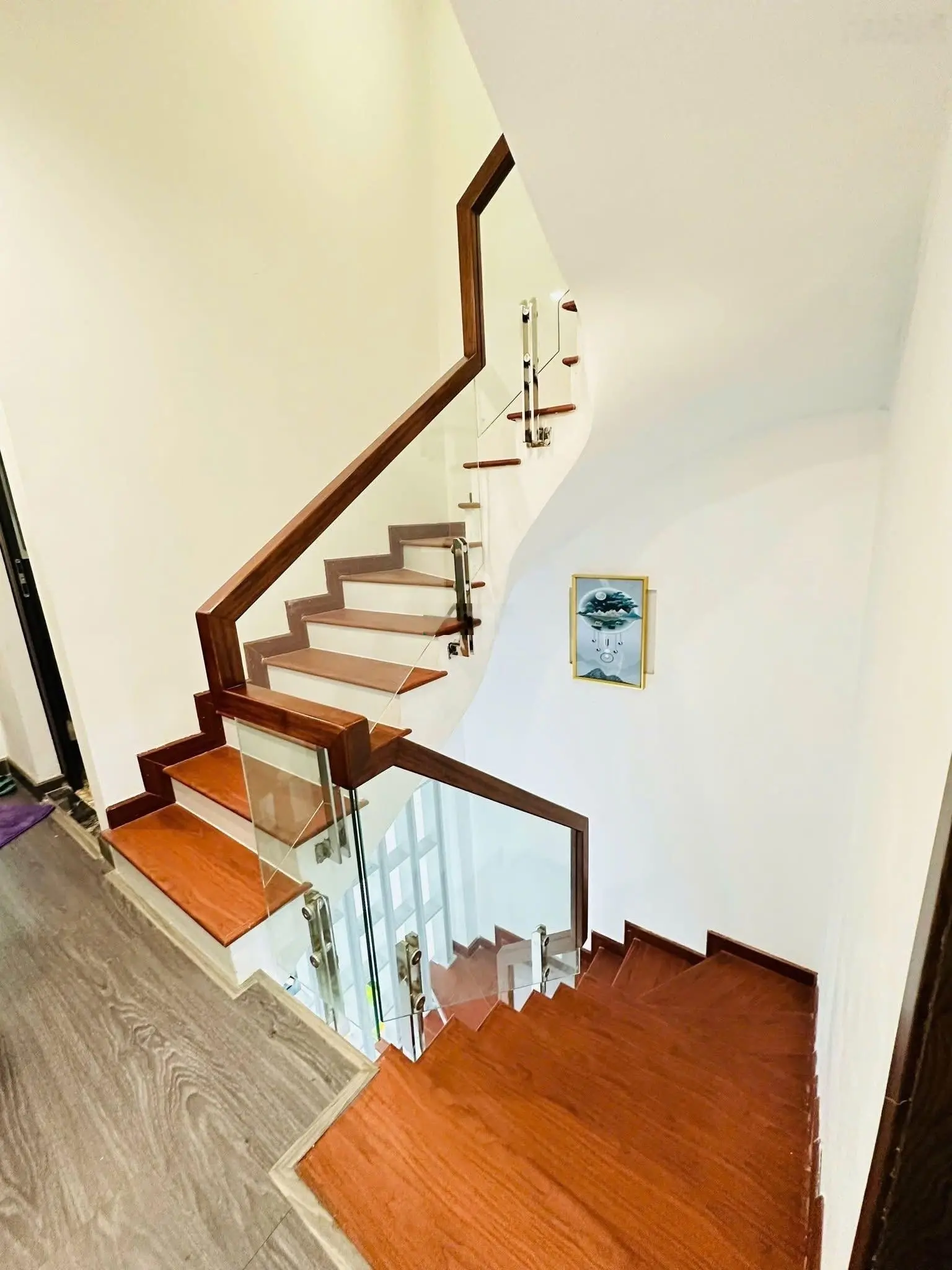 Nhà đẹp 5 ngủ - gần phố cách ô tô 20m DT 38m2 - 5 tầng chỉ 7.2 tỷ