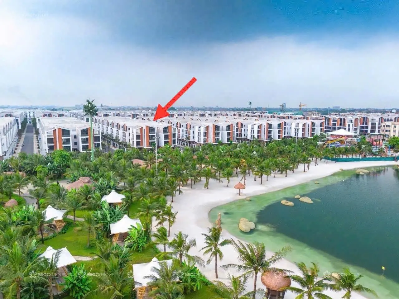 Biệt thự đơn lập Ánh dương đối diện biển khu vui chơi công viên nước đầu tư chỉ có thắng