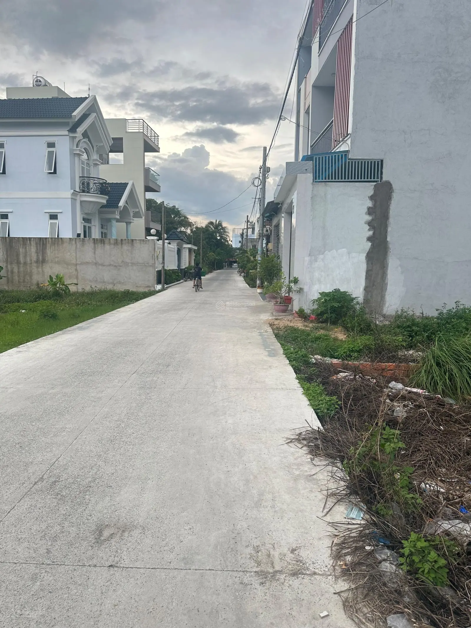 97.5m2 full thổ cư hẻm xe tải Bông Văn Dĩa gần Nguyễn Cửu Phú