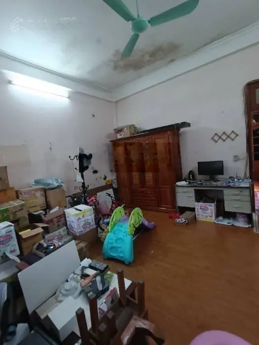 Bán nhà mặt phố Nguyễn quý đức 85m2- mặt tiền 5m-4 tầng- lô góc- 26 tỷ 500
