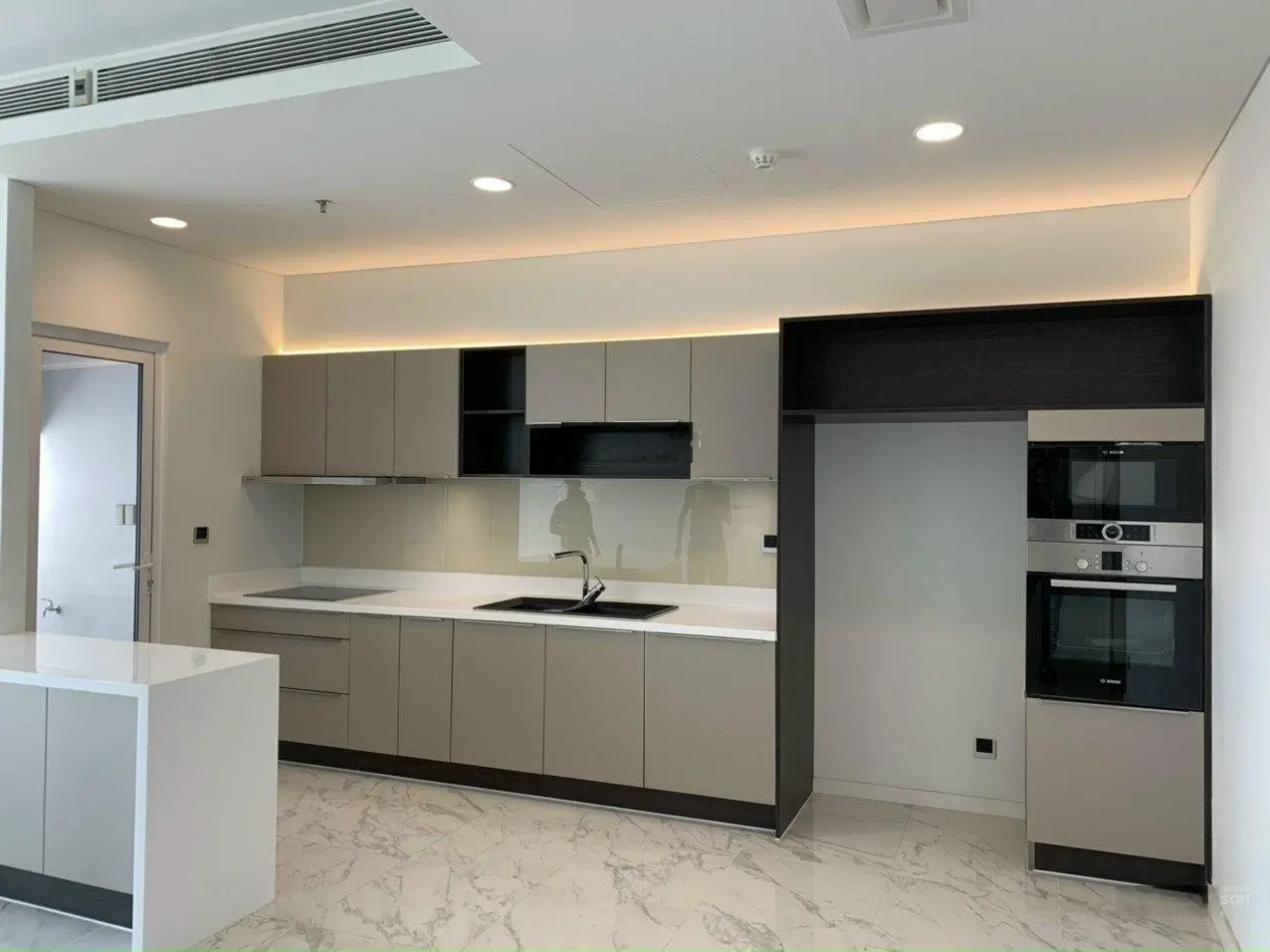 Bán căn hộ sarica sala, giá chỉ 13.9ty. lh 0916 842 ***
