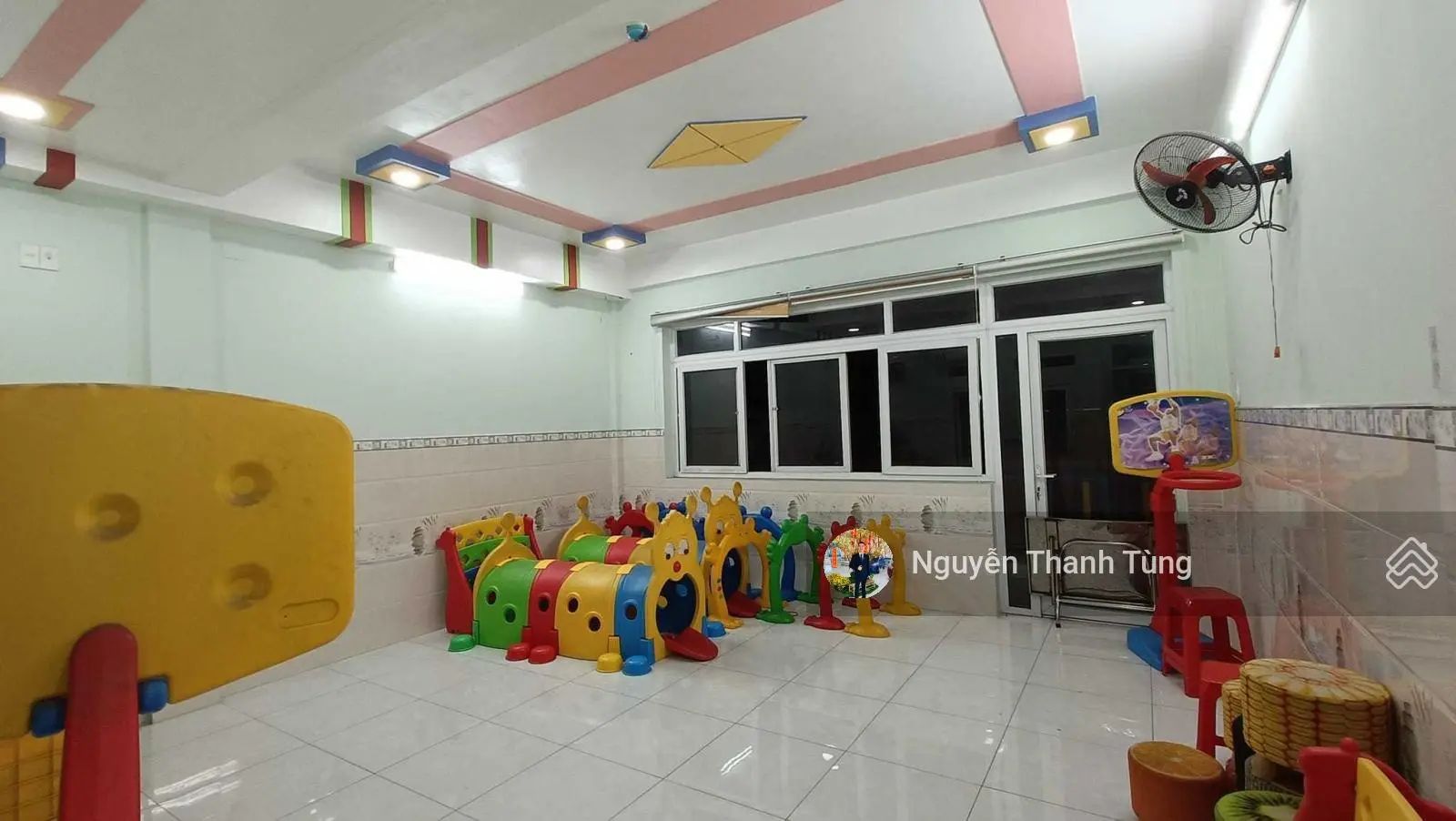 Mặt tiền kinh doanh hơn 241m2 - ngang 6m, nở hậu - 6 tầng - thang máy - gần trường Võ Trường Toản