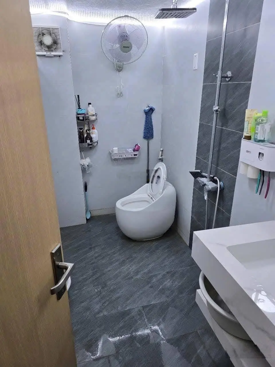 Chính chủ nhờ bán nhà Nguyễn Khang-60m2-5 tầng -gần phố - giá chỉ 9 tỷ ( Nguyễn Khang - Cầu Giấy