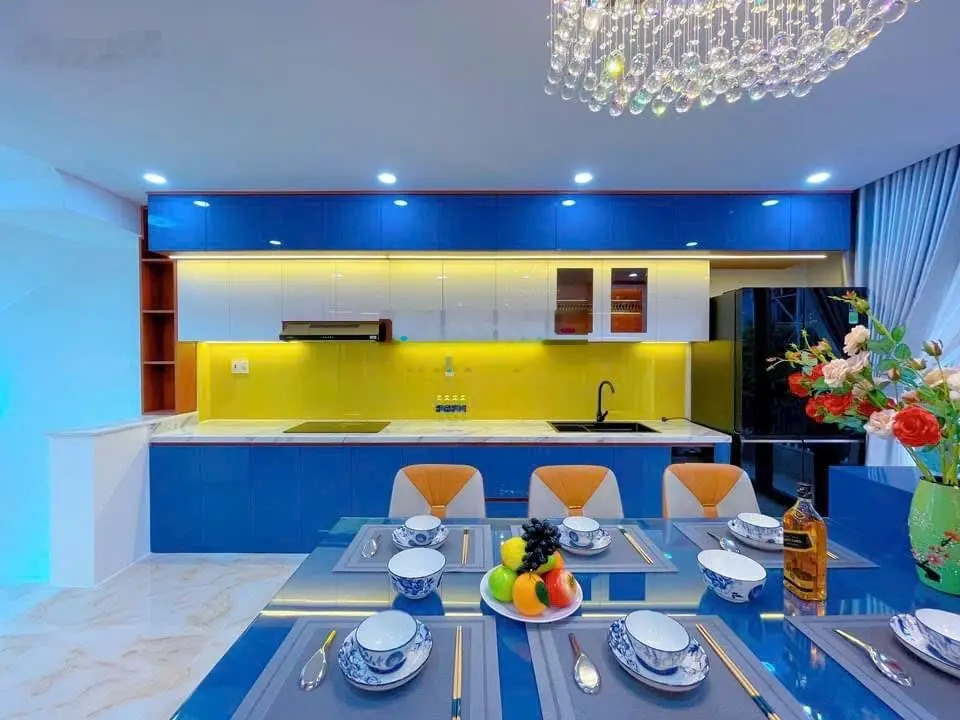 Hương Lộ 2 - 5 tầng thang máy - mới 100% - 4x20 5 tầng - hẻm 8m cách mặt tiền 20m - full nội thất