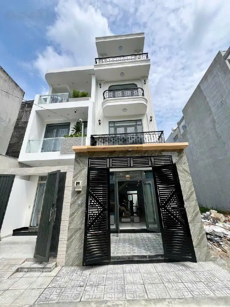 Nhà Đẹp xách Vali đến ở, HXH đường Lo Lu,TRường Thạnh,Quận 9, DT 64m2 BTCT 4 tầng, giá nhĩnh 6tỷ.