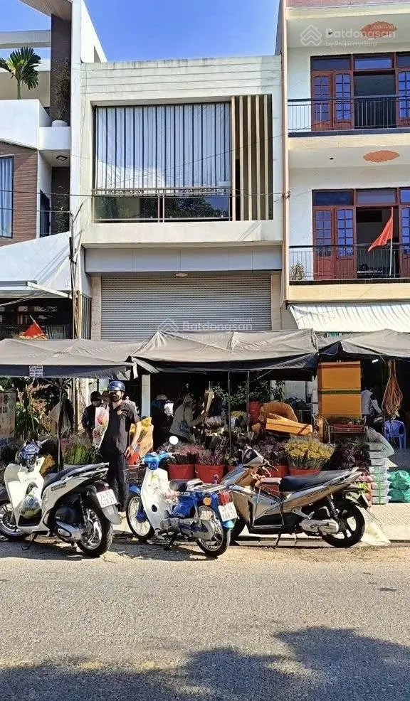 Nhà Bình Chánh 96,9m2 - Giá 800 triệu - Đang cho thuê 8 triệu / tháng - Sổ Hồng riêng