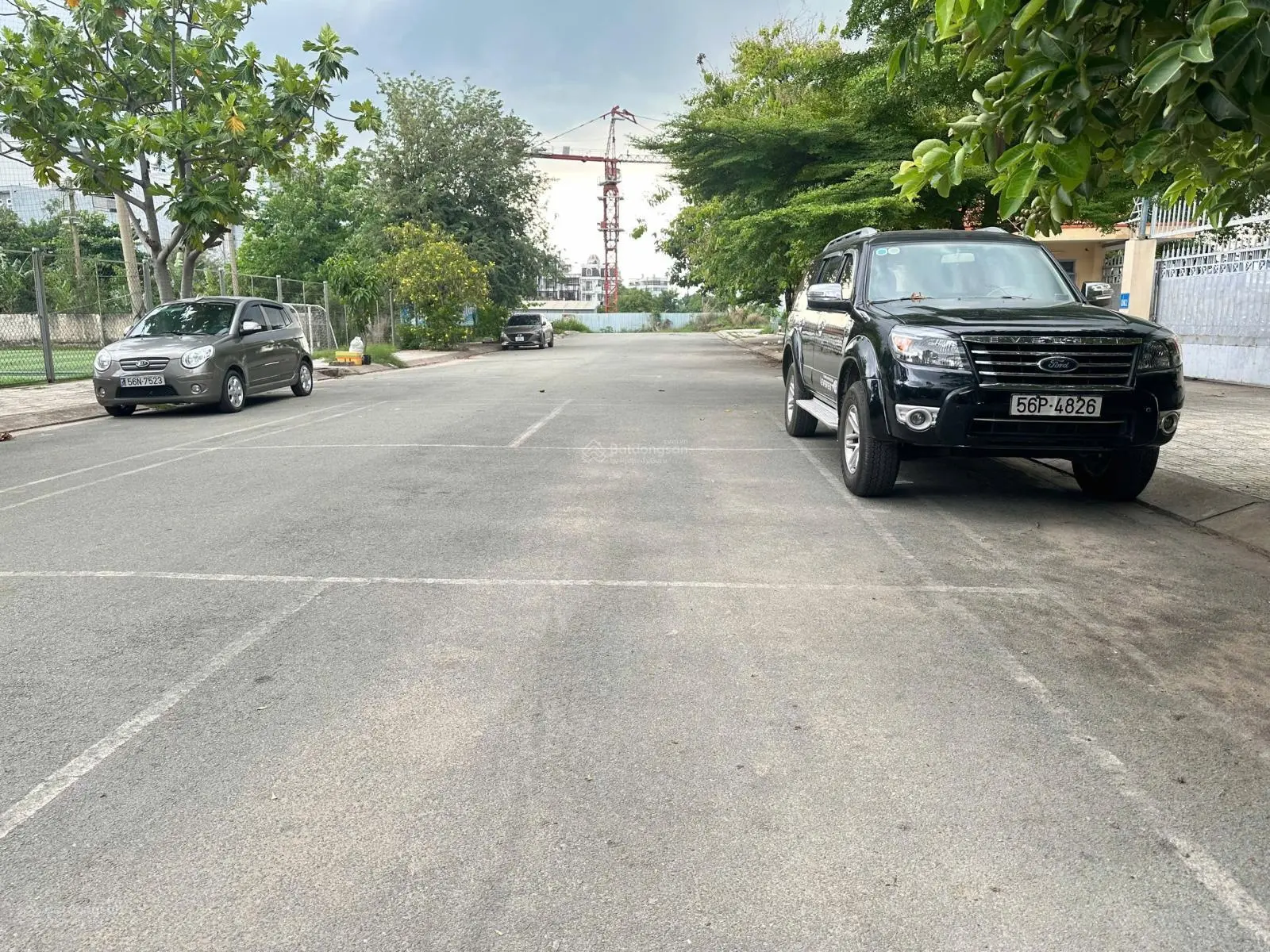 Cần Bán Căn Nhà 1 Sẹc Hẻm Kinh Doanh Đường Lê Thị Hồng , Phường 17