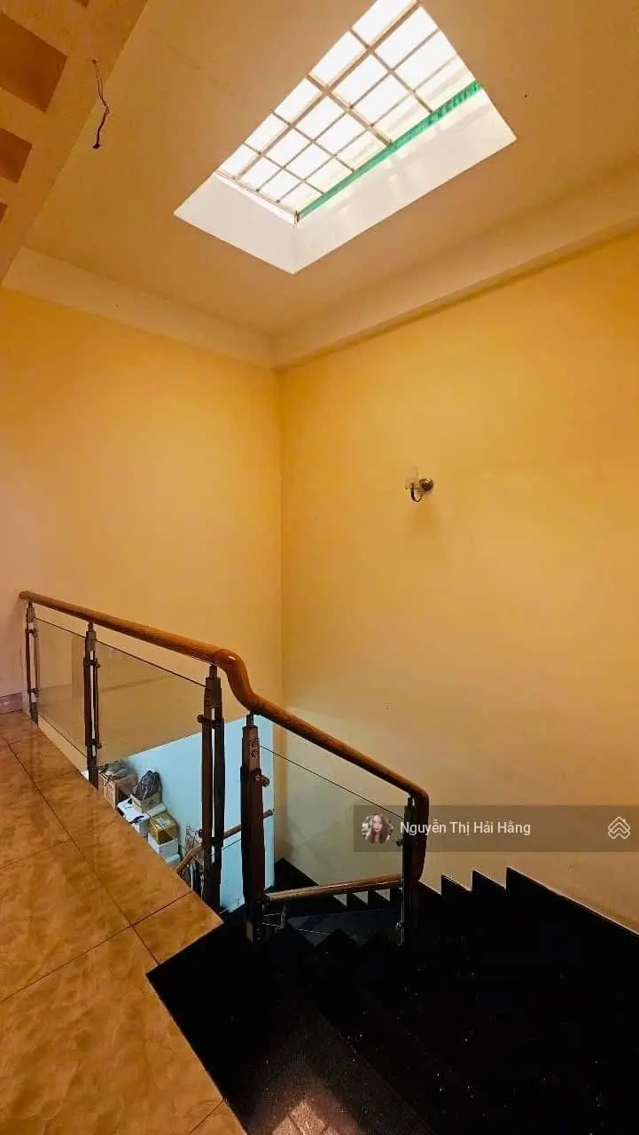 Bán nhà hẻm 7m - hai mặt hẻm - 2 tầng hoàn công - 94m2 - chỉ 7. X tỷ TL