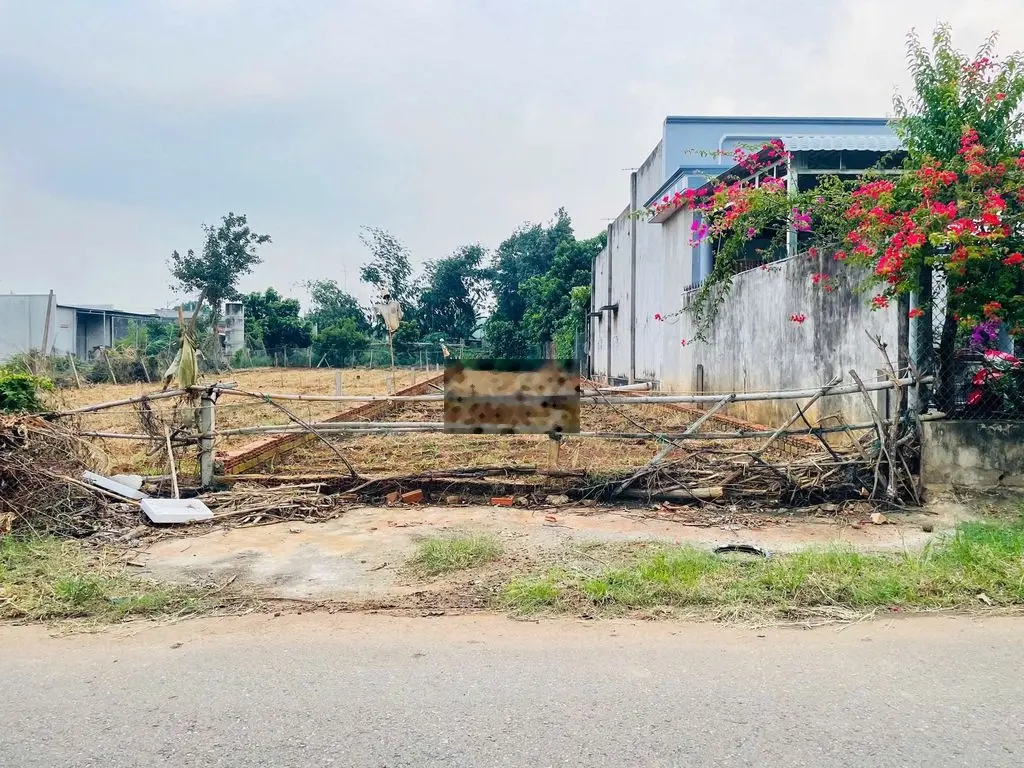BÁN LÔ ĐẤT ĐẸP TRUNG TÂM TT ĐẤT ĐỎ - NGAY ĐƯỜNG SỐ 2