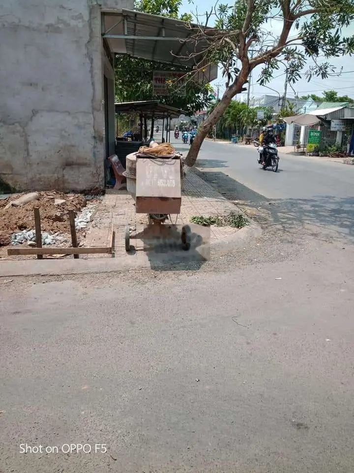 Bán nhà giá 2,5 ty mặt tiền đường đốc binh vàng