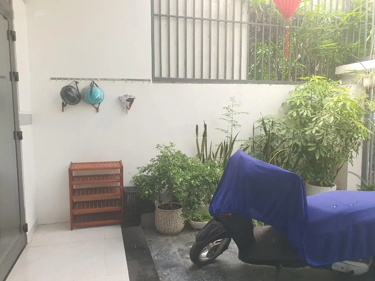 Chính chủ bán nhà 2 tầng đường Bùi Công Trừng , Tây Nam gần Lê Quảng Chí .