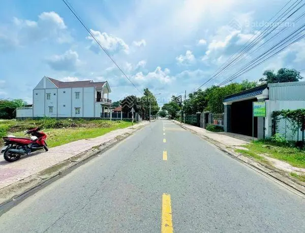 Chủ gửi bán lô đất 400m2 mặt tiền đường Nguyễn An Ninh TT Cần Giuộc thích hợp làm biệt thự nhà vườn