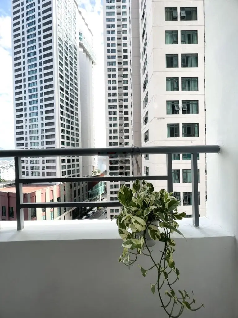 Chính chủ cần bán căn hộ MTVT full nội thất view thấy Biển toà 2A