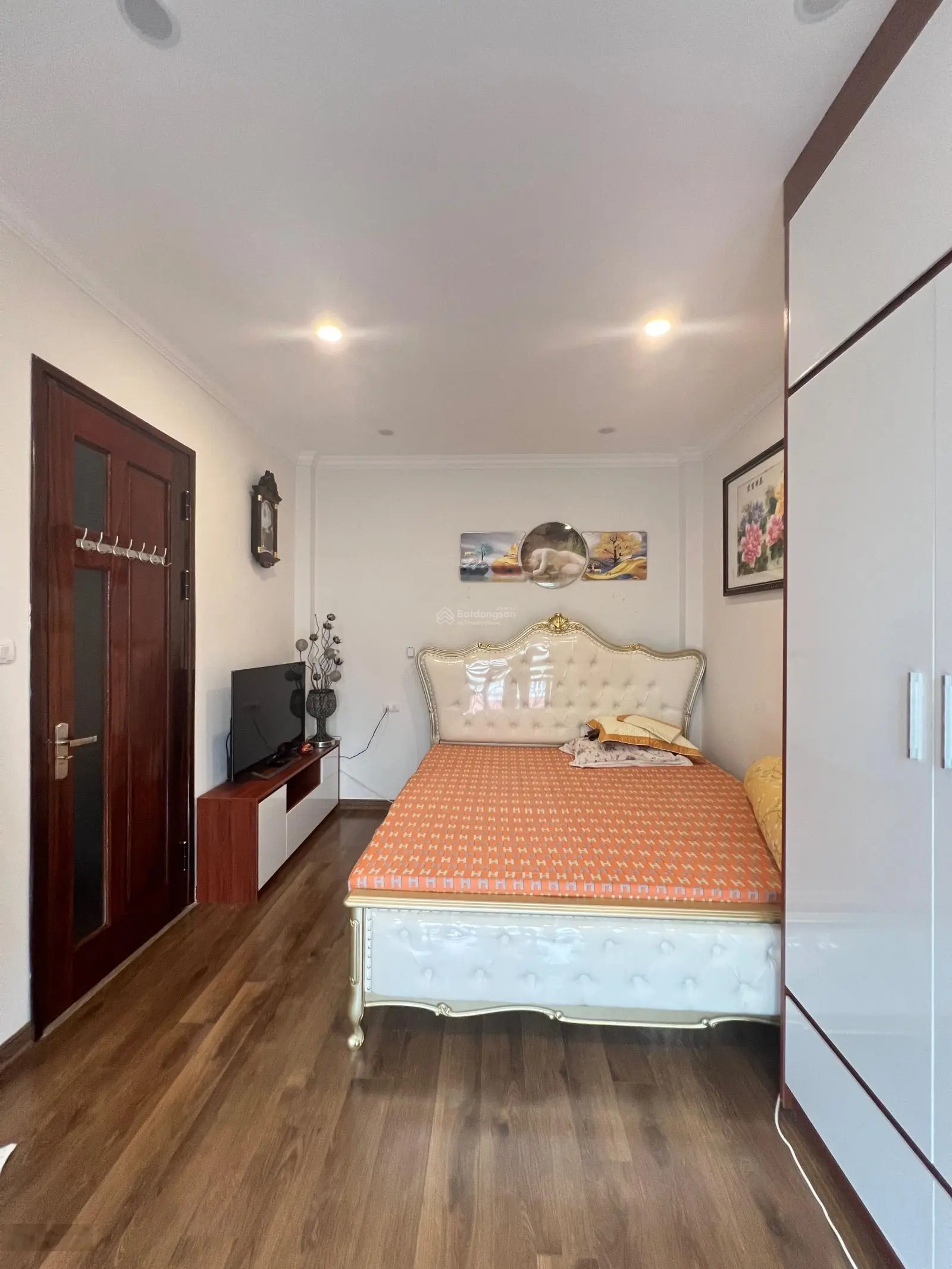 Cực hiếm Phúc Lợi, nhà đẹp full nội thất 6 tầng, MT 6m ô tô đỗ cổng, dân trí cao an cư, 4.6 tỷ