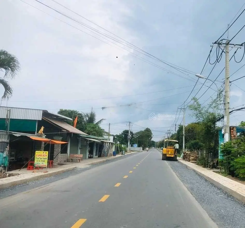 Đất đẹp thổ cư 100m2, SHR, ngay trung tâm Thị Xã Trảng Bàng, Tây Ninh, giá bán: 900 triệu