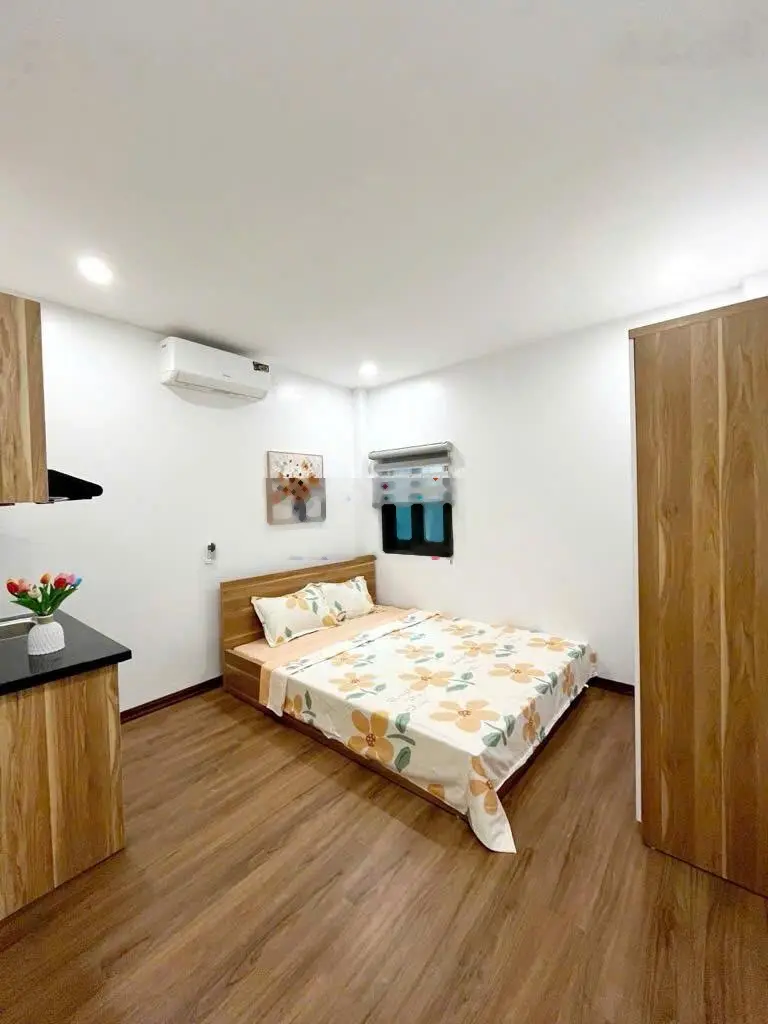 Căn nhà sát phố minh khai-full đồ cực đẹp-7 phòng-ngõ nông-oto đỗ