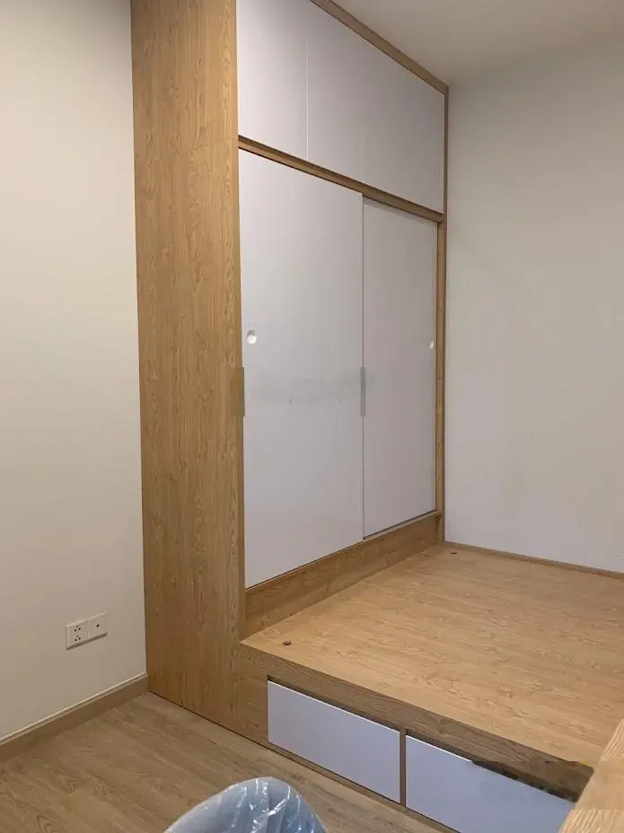 Bán gấp căn hộ Emerald 3PN - 2WC(104,3m2) full nội thất, view nội khu chỉ 4,62 tỷ