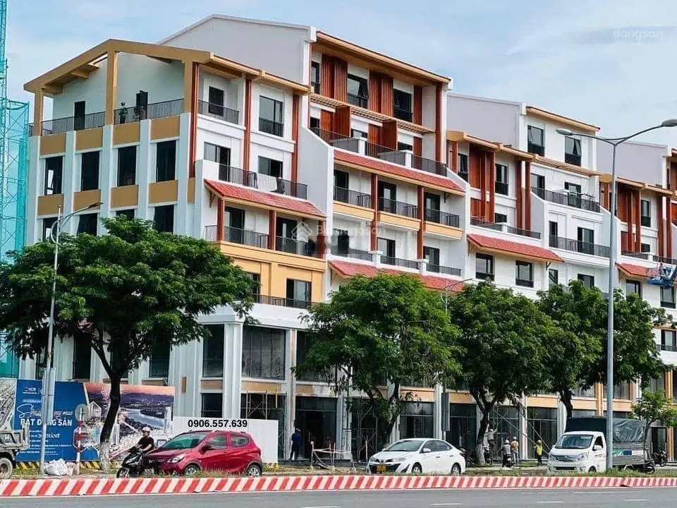 Bán nhà phố liền kề 6 tầng 19 tỷ đầu đường Nguyễn Văn Thoại trung tâm TP Đà Nẵng, biển Mỹ Khê