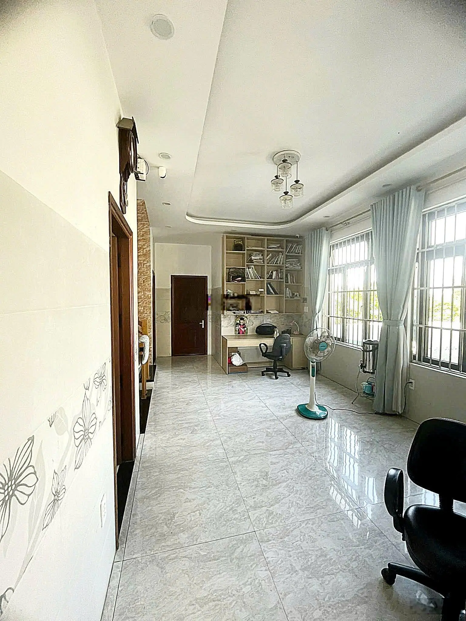 Bán nhà 3 tầng hiện đại - đường 30m sơn trà, đà nẵng