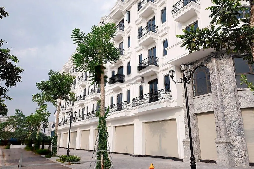 Cần bán căn Kiến Hưng Luxury, nhỉnh 15 tỷ, đường thông thoáng full nội thất đẹp. LH: 0963 689 ***