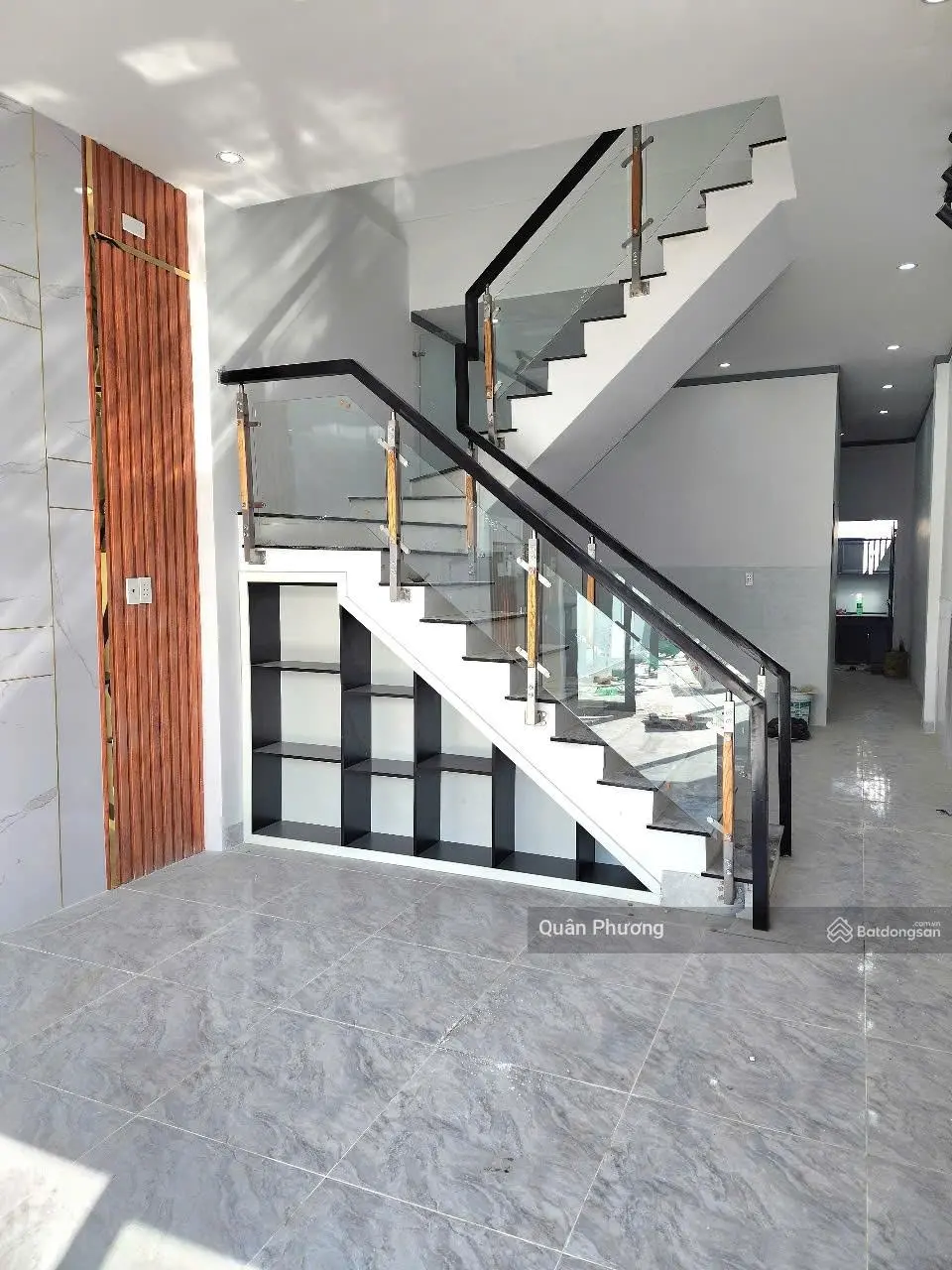 Cần bán gấp căn nhà Lầu mới 100% sổ riêng thổ cư gần cty changshin, Giáp tp biên hoà chỉ 10 phút