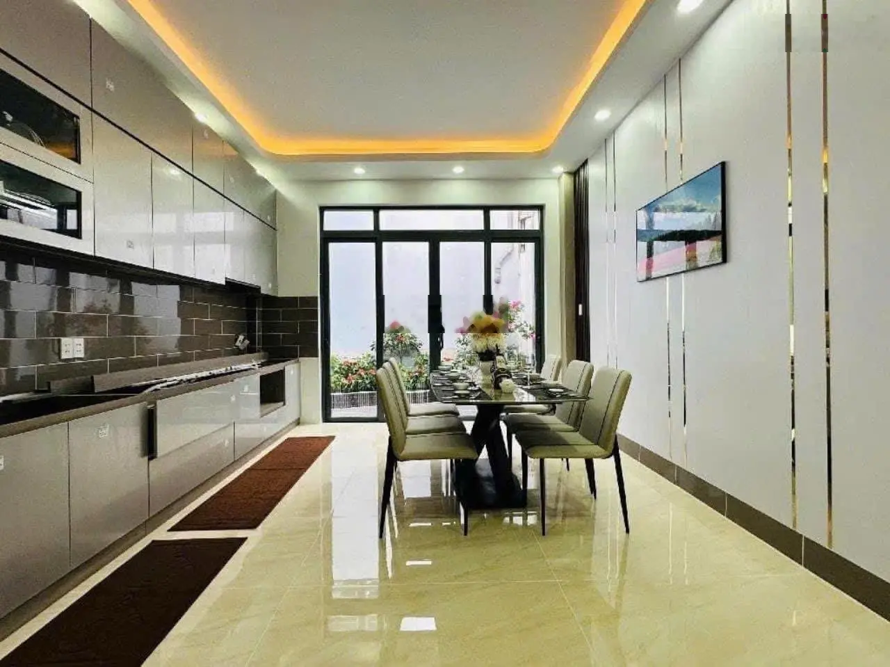 Bán nhà riêng chính chủ 99m2 3 tầng khu phân lô an lạc a gần eaon mall bình Tân chỉ 10.2 tỷ