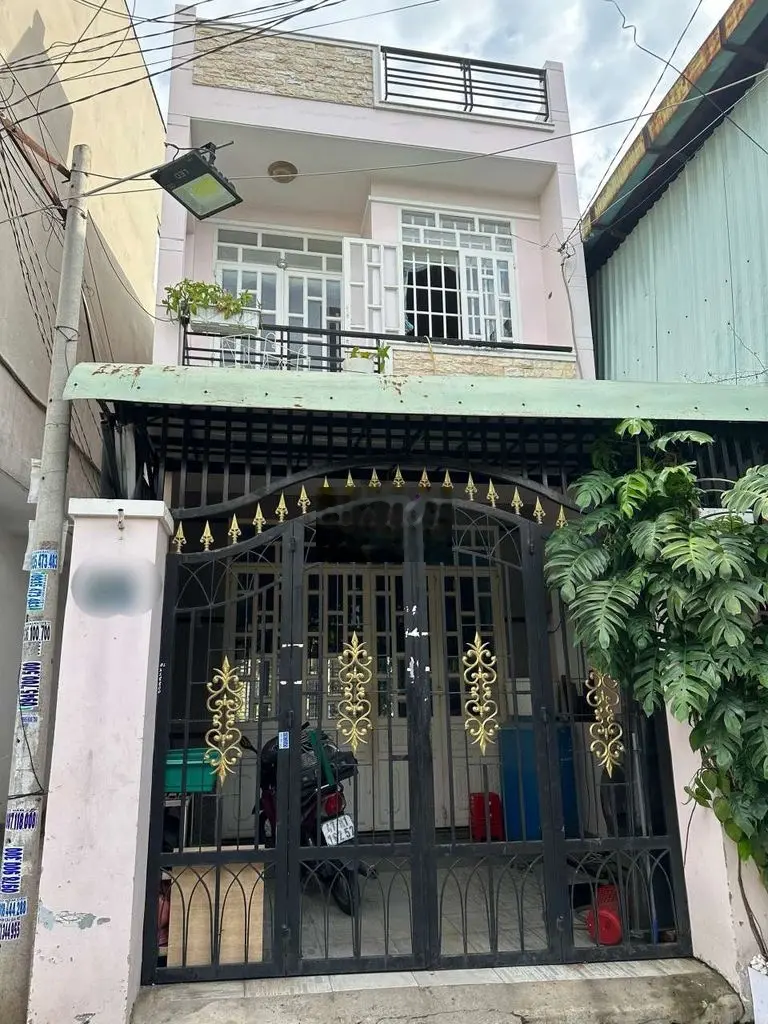 Nhà 2 Tầng 4,3x19m, Hẻm Xe Hơi 6m. Cách Dương Thị Mười 50m