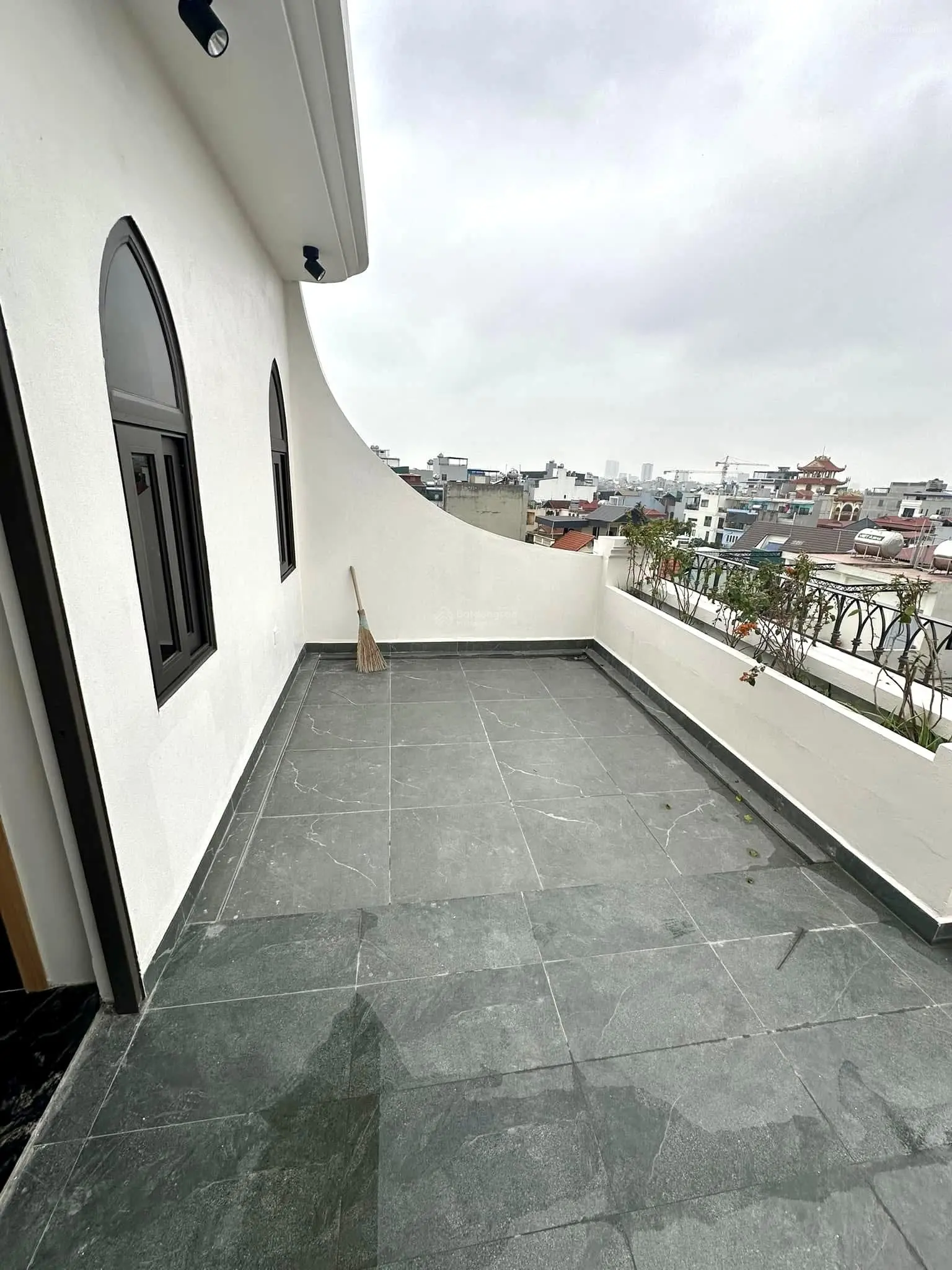 Bán nhà riêng tại Phố Trạm, 222 triệu, 36m2, view đẹp, uy tín, Long Biên, Hà Nội. Giá nhỉnh : 7Tỷ